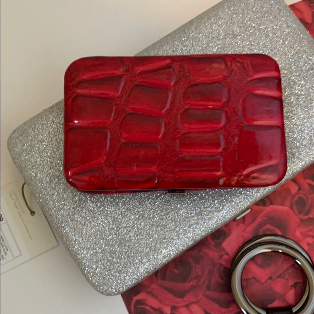 Bundle Of Fun Wallets And Clutches/Various Sizes - image 2